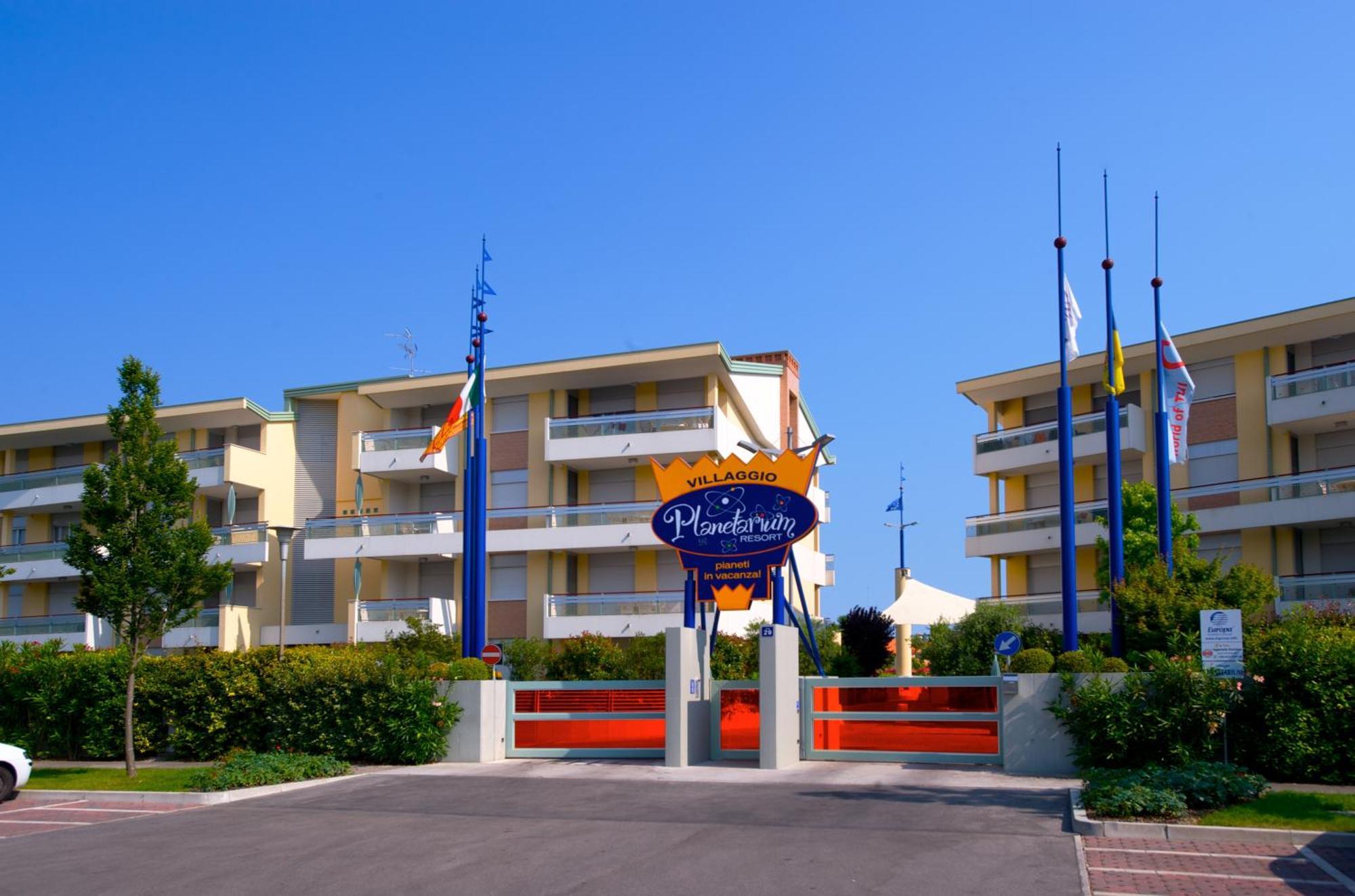 Villaggio Planetarium Resort Bibione Eksteriør billede